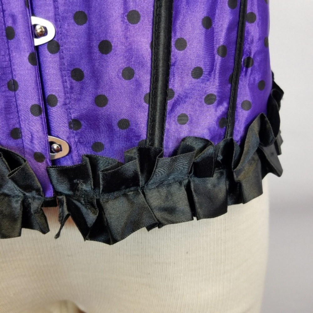 Plus purple polka dot with black ruffles corset - Picture 6 of 7